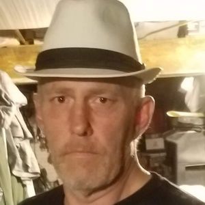 Meet your Posher, Christopheralan